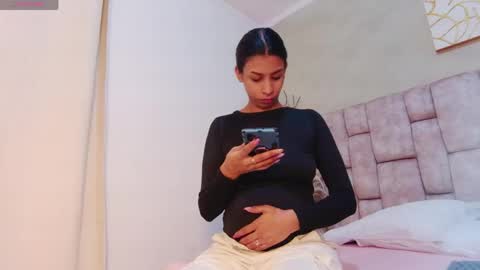 Melany online show from May 2026 01:07:01 PM