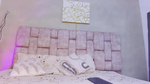 Melany online show from May 2026 11:49:01 AM
