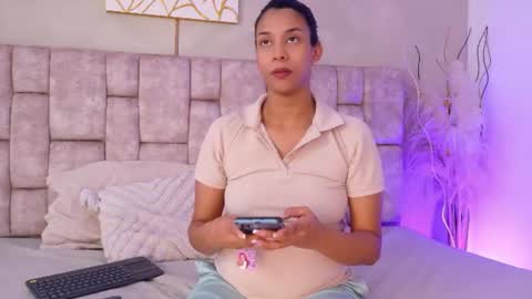 Snapshot of melanystone_ chatting on July 2026 02:10:01 PM Melany online show from July 2026 02:10:01 PM