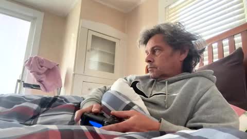 Tan lines online show from January 2025 03:04:01 PM