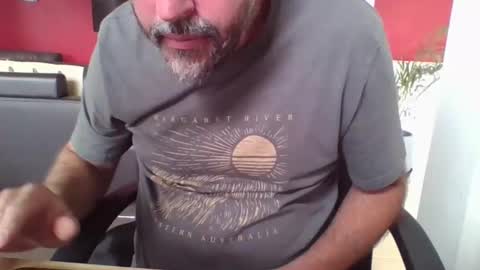 melbguy_075 online show from January 2025 03:04:02 AM