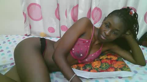 Snapshot of meldeeh chatting on October 2025 08:18:02 PM meldeeh online show from October 2025 08:18:02 PM
