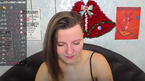 Snapshot of melindat chatting on December 2024 05:29:02 AM Melinda online show from December 2024 05:29:02 AM