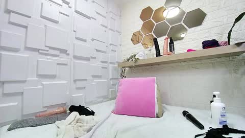 Melissa online show from January 2025 07:35:01 PM