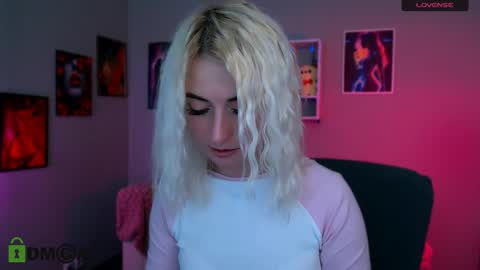 Melisa online show from April 2026 07:19:01 PM