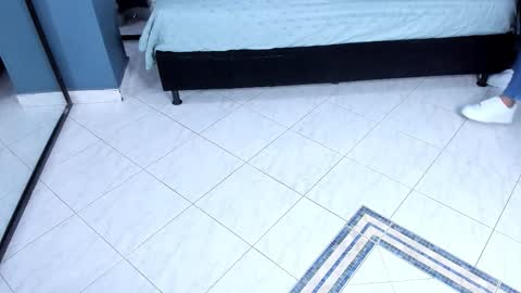 melissa_23_ online show from November 2025 11:42:02 AM