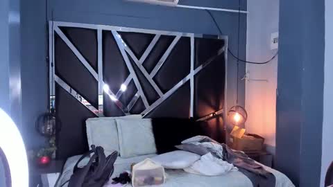 melissa_23_ online show from December 2025 11:38:02 AM