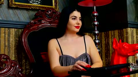 Melissa online show from December 2024 01:03:02 PM