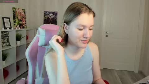 melissa_moooree online show from March 2025 02:29:01 PM