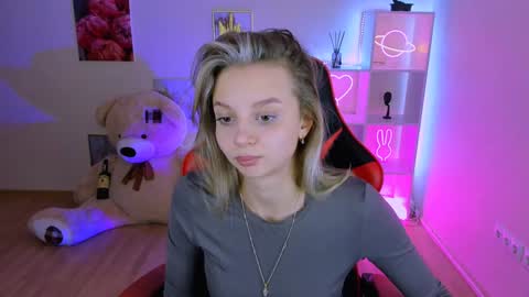 Melissa online show from January 2025 11:43:01 PM