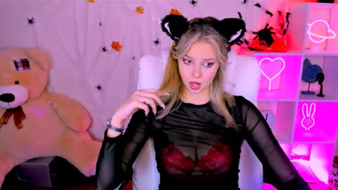 Melissa online show from October 2025 01:01:02 PM