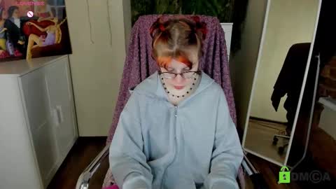 Melissa online show from November 2025 03:44:01 PM