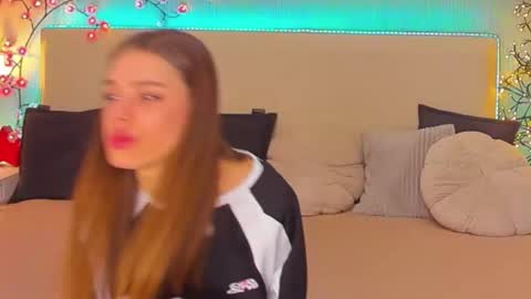 MelissaCrayzy online show from February 2026 07:13:01 AM