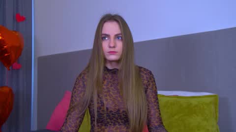 Snapshot of melissamelrey chatting on February 2025 12:16:01 PM MelissaBerry online show from February 2025 12:16:01 PM