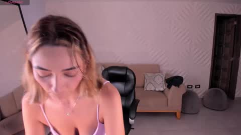 Call me Meli online show from November 2025 04:40:01 AM