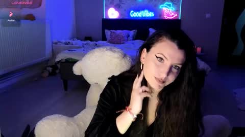 Snapshot of mellisaangel chatting on March 2026 07:01:02 AM MellisaAngel online show from March 2026 07:01:02 AM