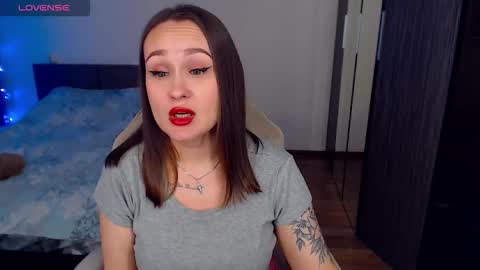 Mel online show from December 2025 06:59:02 PM