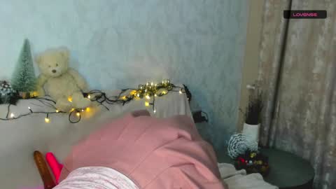 Snapshot of melmooon chatting on January 2025 06:34:02 PM MelMooon online show from January 2025 06:34:02 PM