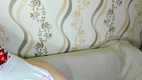 Snapshot of melmooon chatting on October 2025 07:21:02 PM MelMooon online show from October 2025 07:21:02 PM