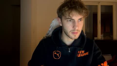 Snapshot of melodicass chatting on December 2024 02:31:02 AM Melodicass online show from December 2024 02:31:02 AM