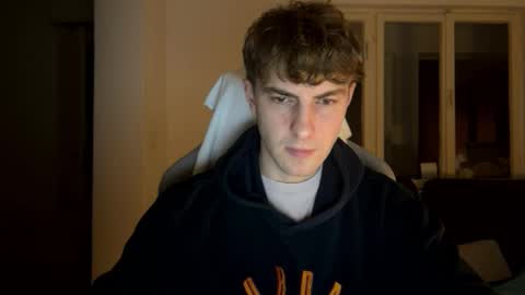 Snapshot of melodicass chatting on January 2025 10:11:02 PM Melodicass online show from January 2025 10:11:02 PM