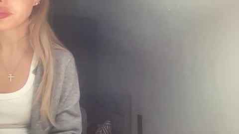 Melodie online show from October 2025 03:24:01 PM