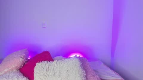    online show from February 2025 03:49:02 PM