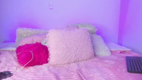    online show from February 2025 08:14:02 PM