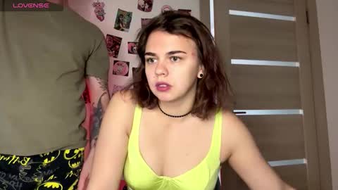 melody_song online show from October 2025 06:06:02 AM