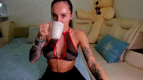 Masha online show from January 2025 07:00:02 PM