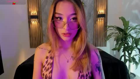 melodylanee online show from April 2026 11:08:01 AM