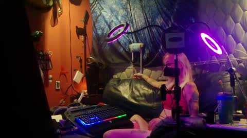 MageLilly Hardluv online show from May 2026 06:10:02 AM