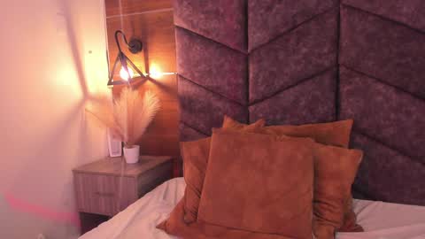  Memphis Williams  online show from February 2025 09:24:01 AM