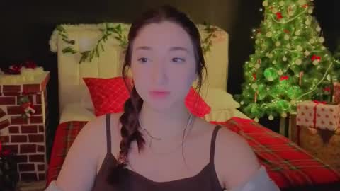 Mencialo online show from December 2025 09:40:02 AM