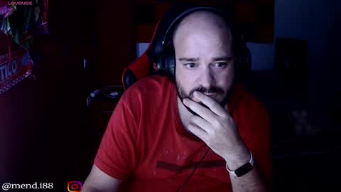 menditeta online show from November 2025 10:01:02 PM