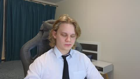 Snapshot of meow_mickey chatting on February 2025 02:07:01 AM Mickey online show from February 2025 02:07:01 AM