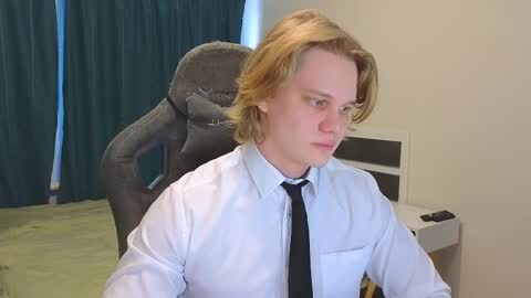 Snapshot of meow_mickey chatting on February 2025 04:58:02 AM Mickey online show from February 2025 04:58:02 AM