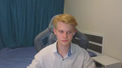 Snapshot of meow_mickey chatting on October 2025 04:13:01 PM Mickey online show from October 2025 04:13:01 PM