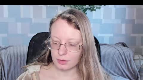 meowcr online show from January 2026 05:45:02 AM