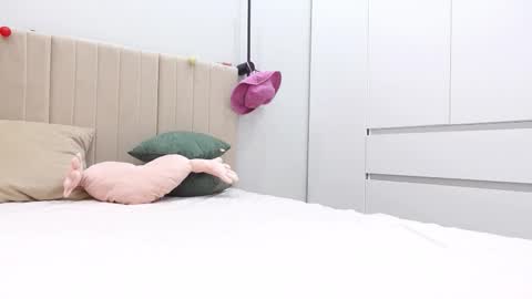 meowmacitoo online show from January 2026 11:38:02 AM