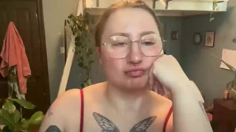 meowmaxx online show from April 2026 08:09:01 PM