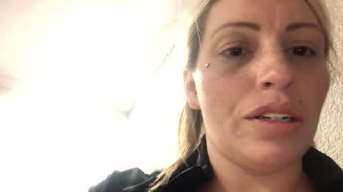 Snapshot of meowzers777 chatting on February 2026 05:04:01 AM meowzers777 online show from February 2026 05:04:01 AM