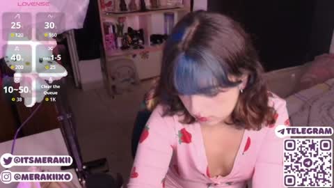 Snapshot of meraki_fraise chatting on June 2026 12:08:01 AM online show from June 2026 12:08:01 AM
