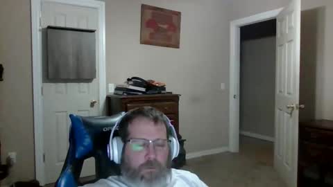 mercer1977 online show from February 2026 01:49:01 PM