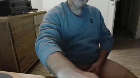 mercimo1 online show from May 2026 08:47:01 PM
