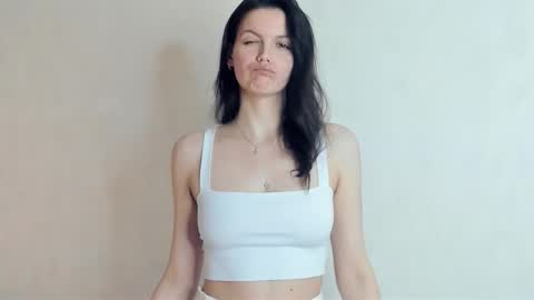 Snapshot of mercymanrriquez chatting on February 2026 07:40:01 AM Miya online show from February 2026 07:40:01 AM