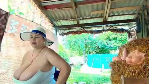 SOPHIE is the queen of squirt online show from July 2026 09:01:01 AM