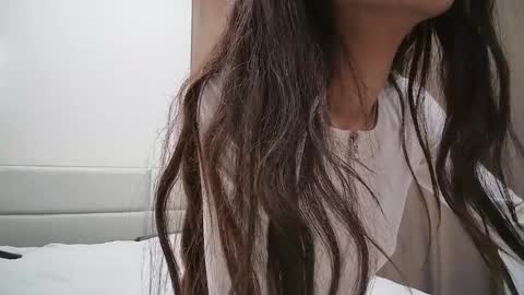 meriannabell online show from December 2025 04:29:01 AM