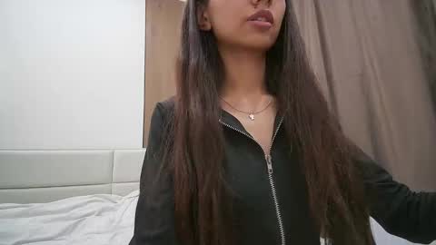 meriannabell online show from January 2026 12:43:01 PM