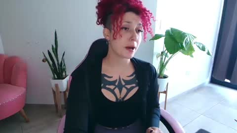 Miss Freckles online show from June 2026 06:11:02 PM